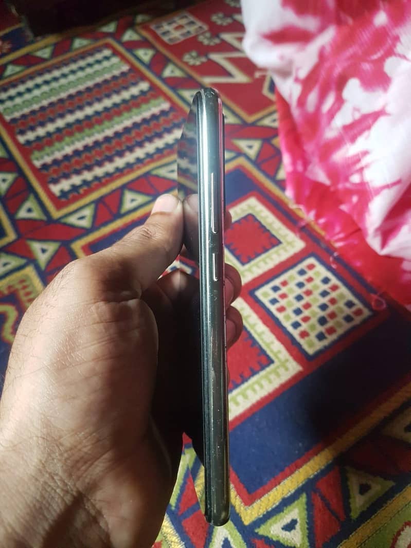 Xiaomi Redmi Note 8 Pro 4