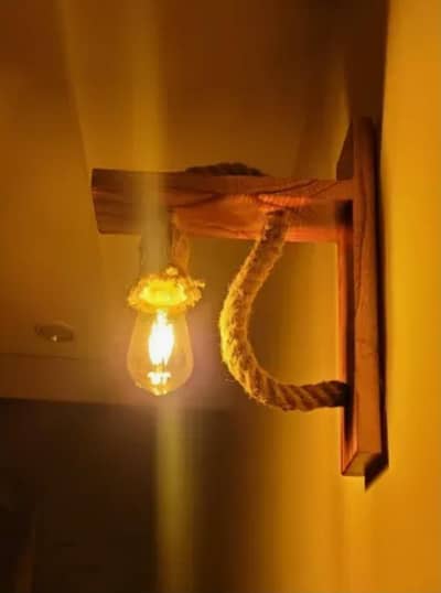wall hanging lamp