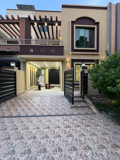 5 Marla Luxury House for Sale in Rafi Block, Bahria Town Lahore | Prime Location