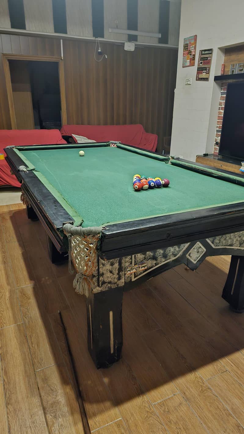 billiard table 4/8 size table 1