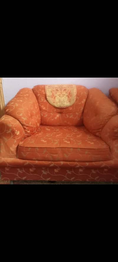 selling sofa set