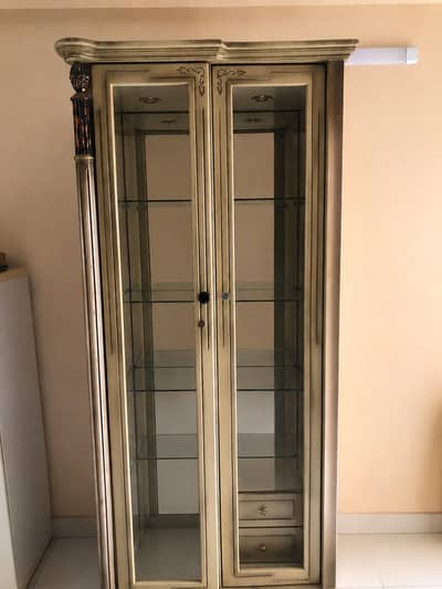 Premium Heavy-Quality Wooden Wardrobe with Glass Shelves & Lights
