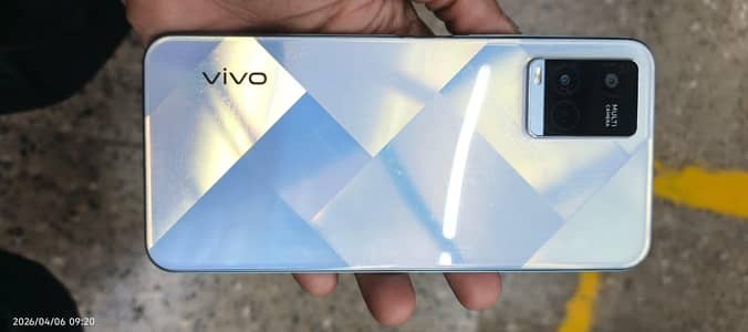 Vivo Y21