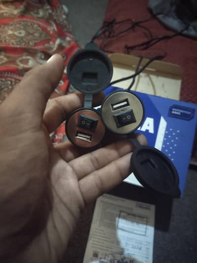 one battery of motorcycle charge of mobile two piece