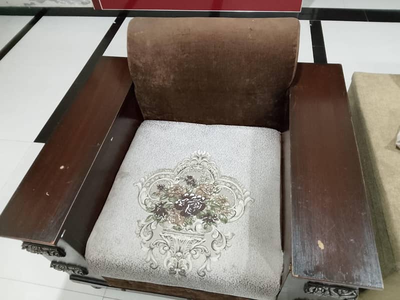 Used sofa set 4