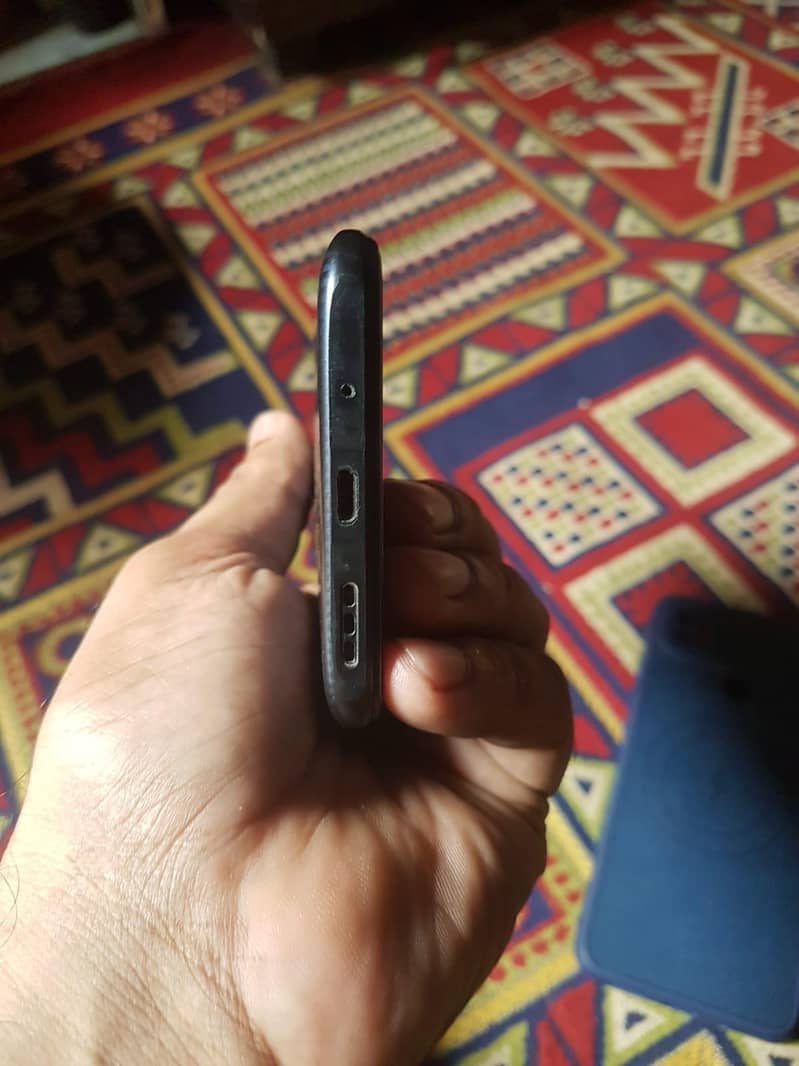 Xiaomi Redmi Note 9 Pro 4