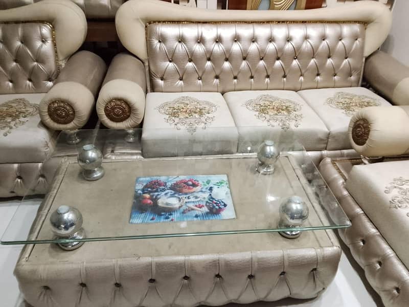Use sofa set 2