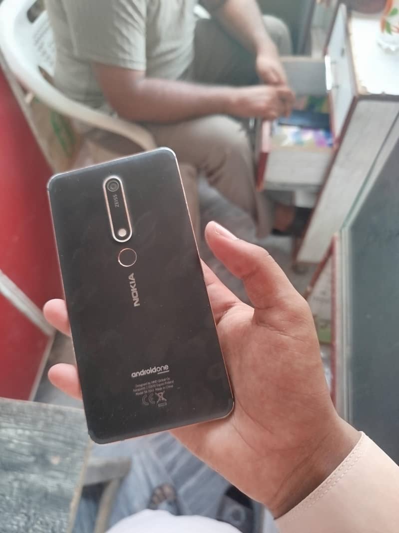 Nokia 6.1 plus 4