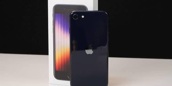 Apple iPhone SE