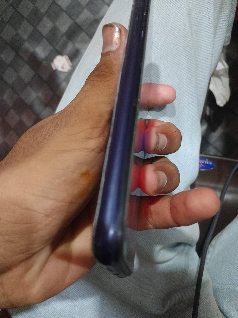 oppo A3s 3
