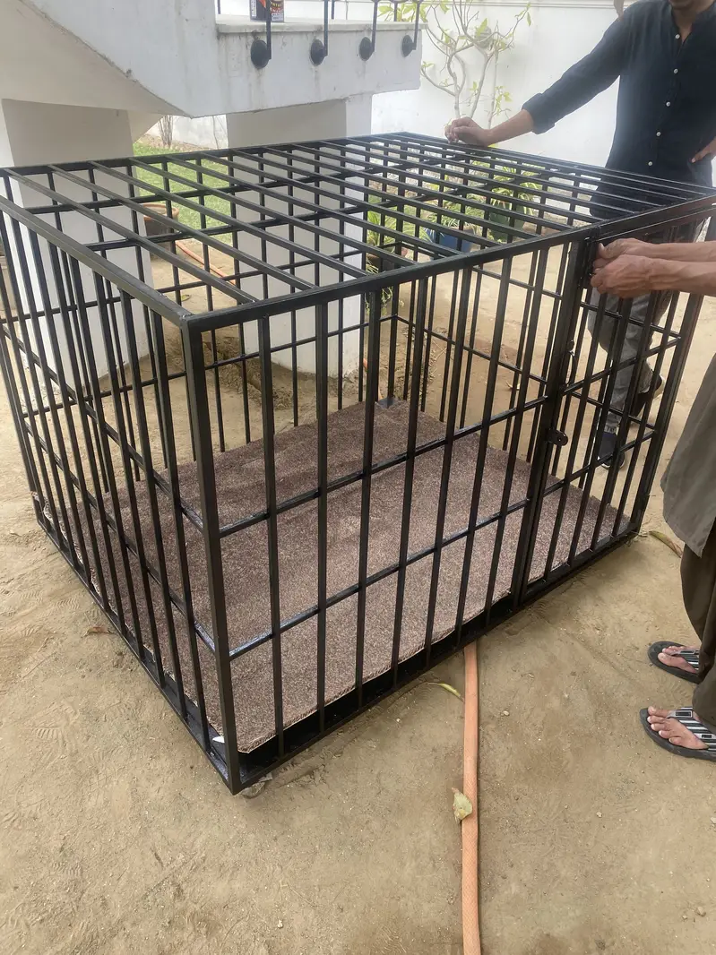 2 dogs iron Movable cage — photo 3
