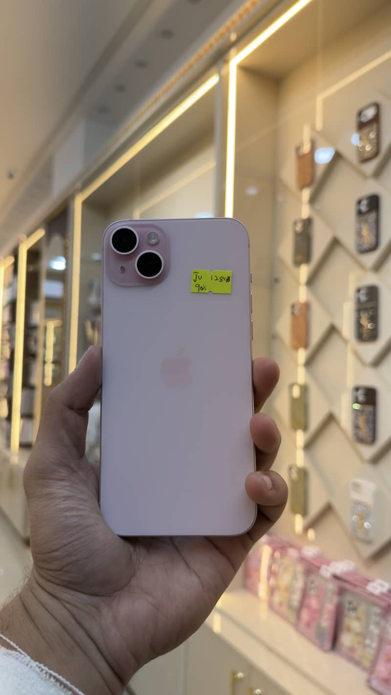 Apple iPhone 15 plus 1