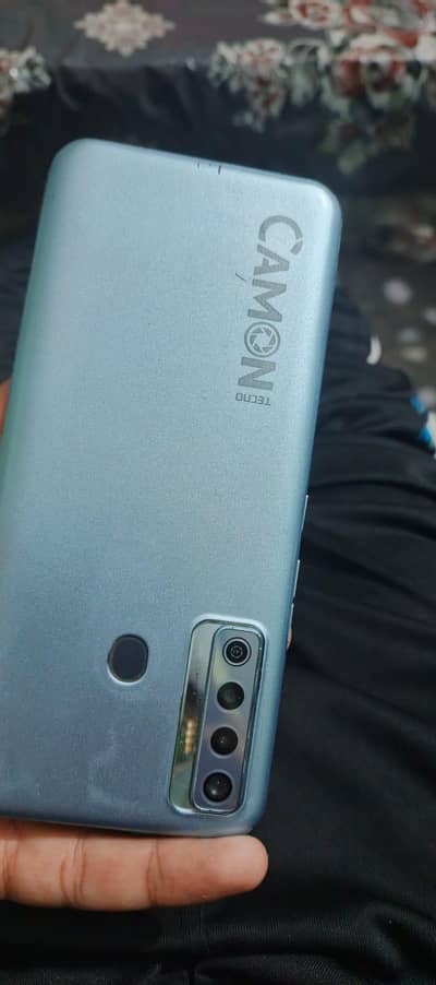 Tecno Camon 17