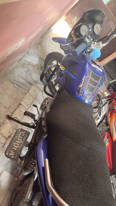 Yamaha ybr g 2022
