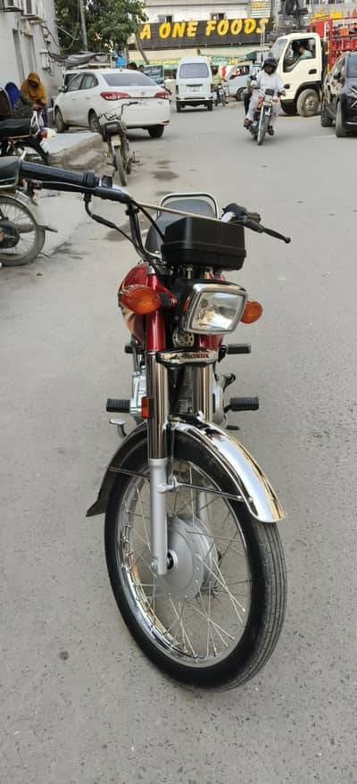 Honda 125cc New condition 5 month used