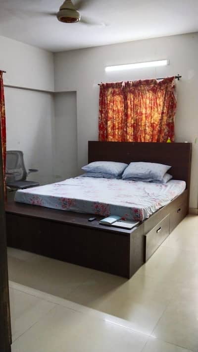 3 Bed, Drawing & Dining Flat Available On Rent At Main Khalid Bin Waleed Road