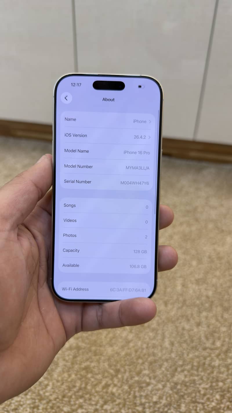 Apple iPhone 16 Pro 1