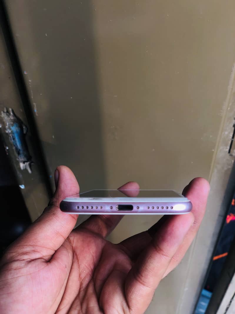 Apple iPhone 6 2