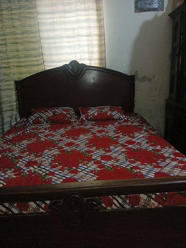 Bed wood 1