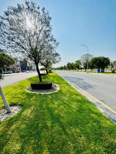 10 Marla Plot For Sale In Lake City M3 Extension-1 | Prime Investment