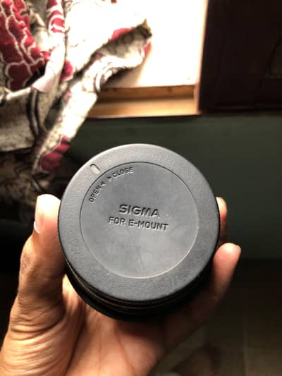 only lense for sell sigma 30mm f1.4 Sony a6400 a6500 etc