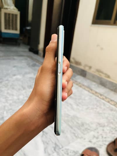 OPPO A76