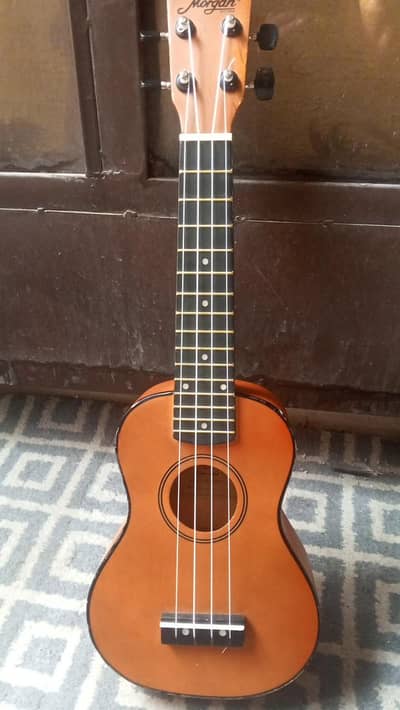 Morgan Soprano Ukulele (UK-S-100N)Great Condition