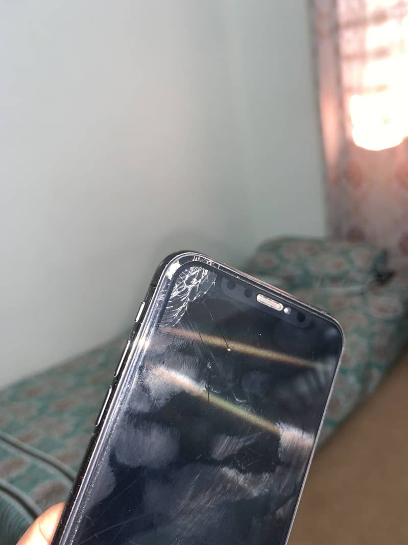 Apple iPhone X 1