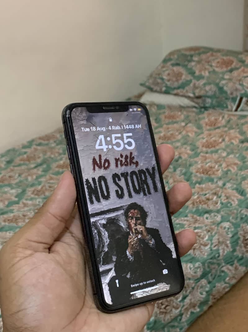 Apple iPhone X 6