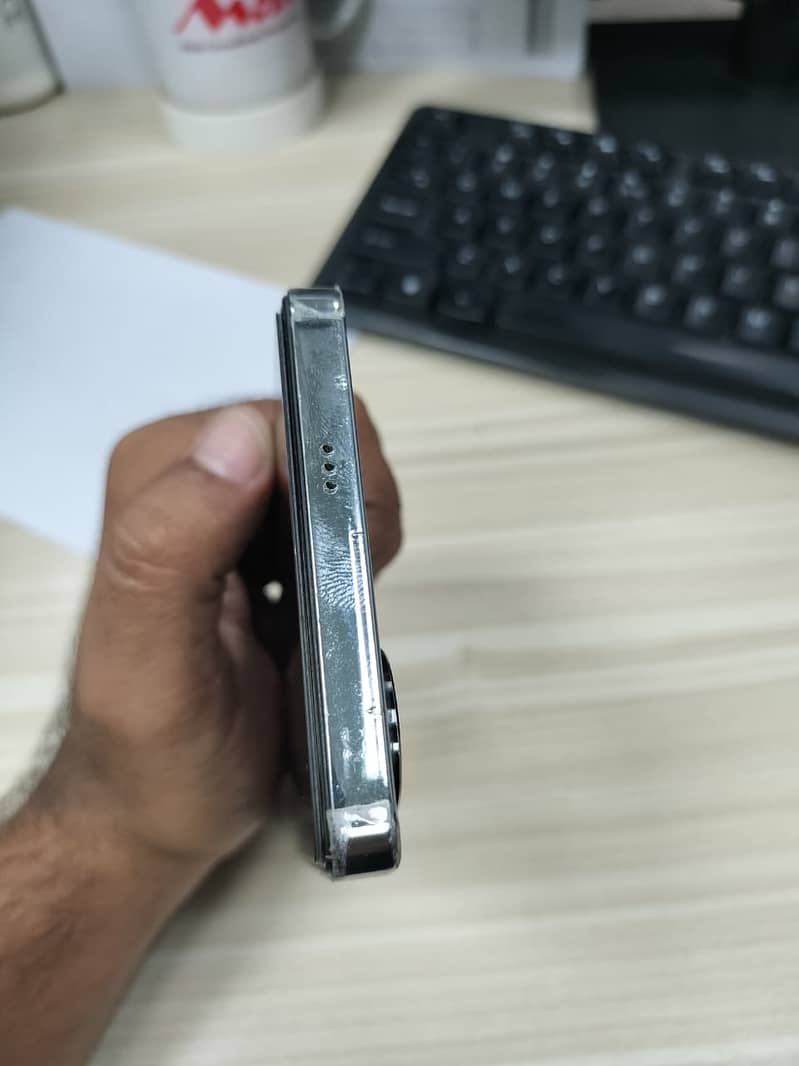 Tecno CAMON 20 1
