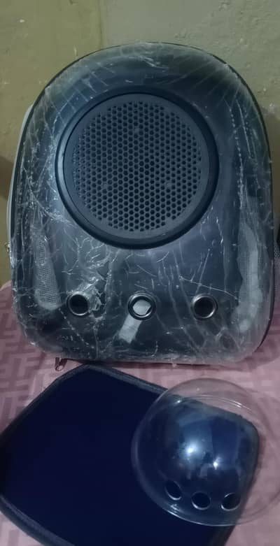 Cat or pet carrier bagpack,