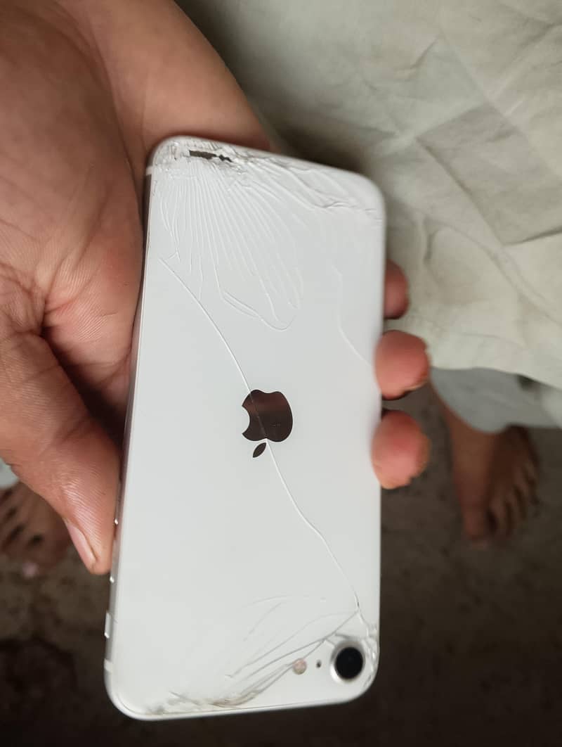 Apple iPhone SE 3
