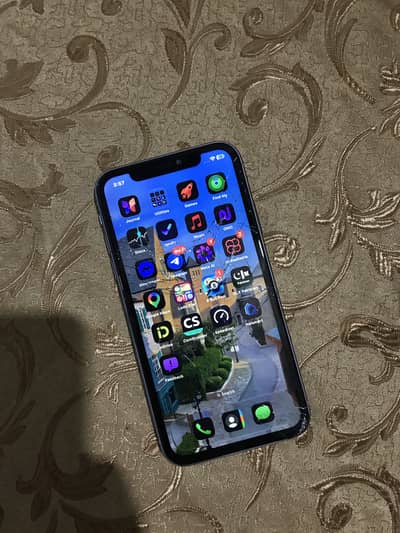 iPhone 11 jv 64gb