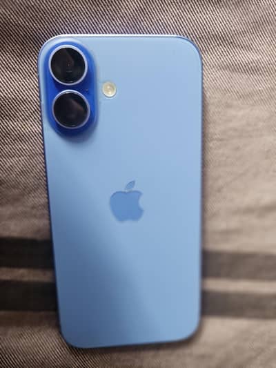 Apple iPhone 16
