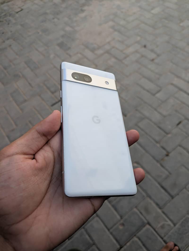 Google Pixel 7a 1
