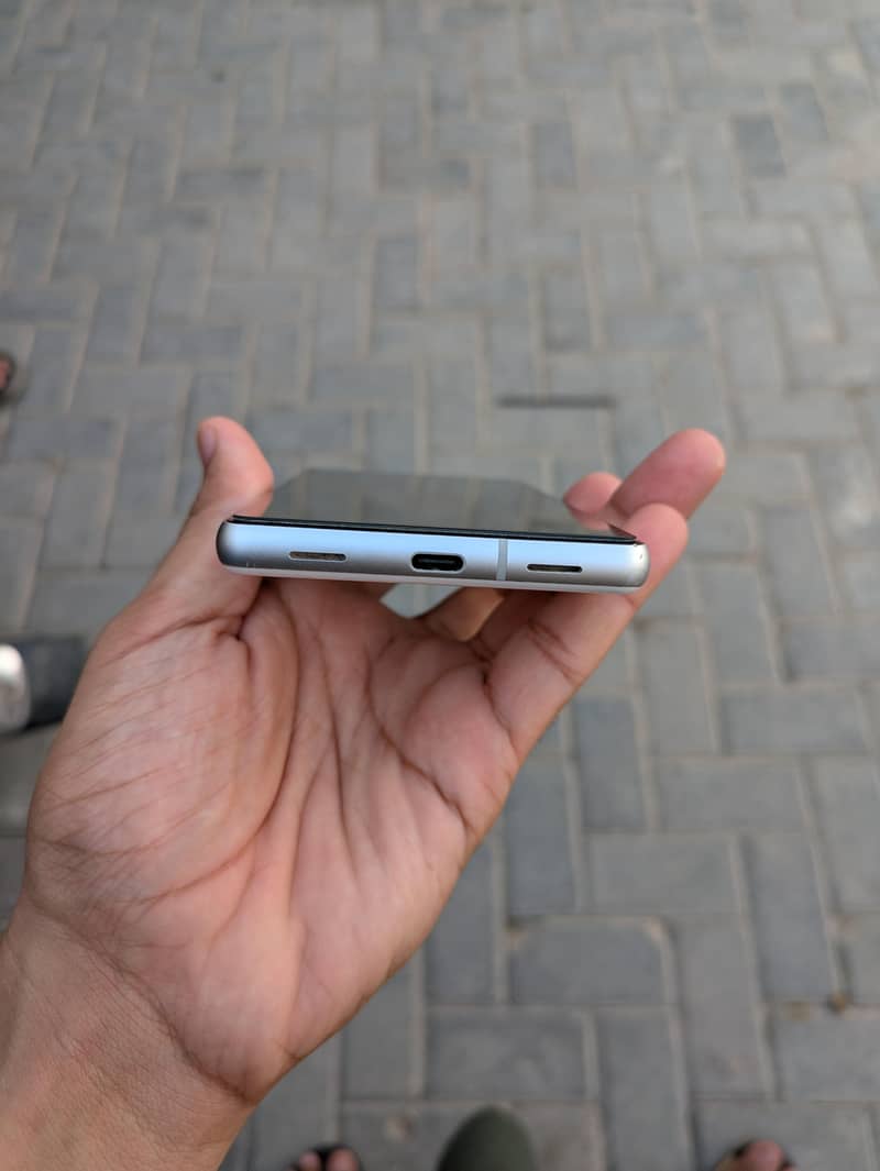 Google Pixel 7a 3