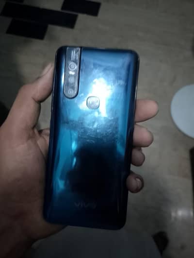 Vivo V15