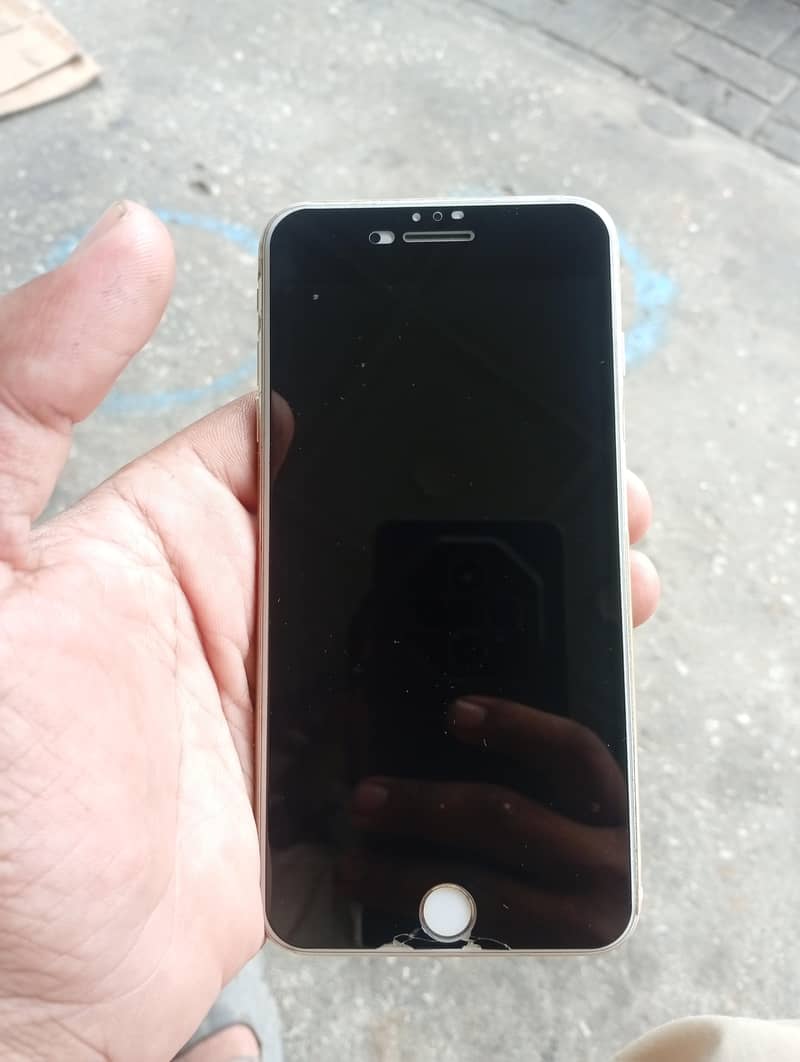 Apple iPhone 7 Plus 4
