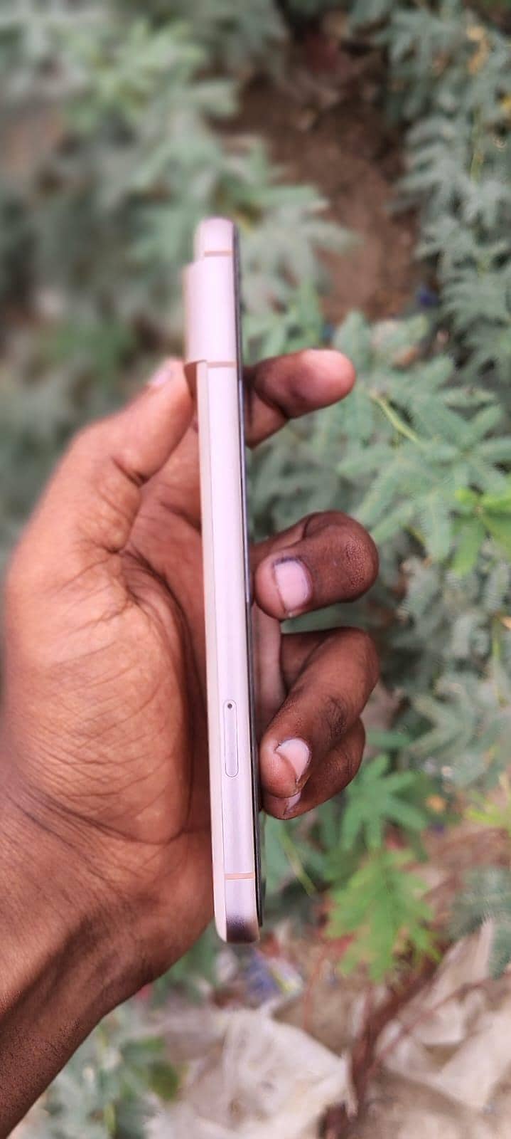 Google Pixel 8 5