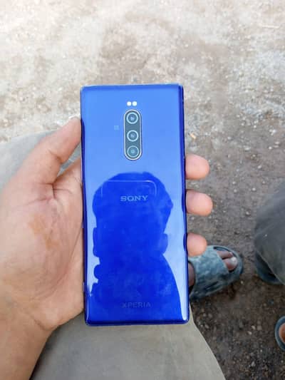 sony experya mark 1