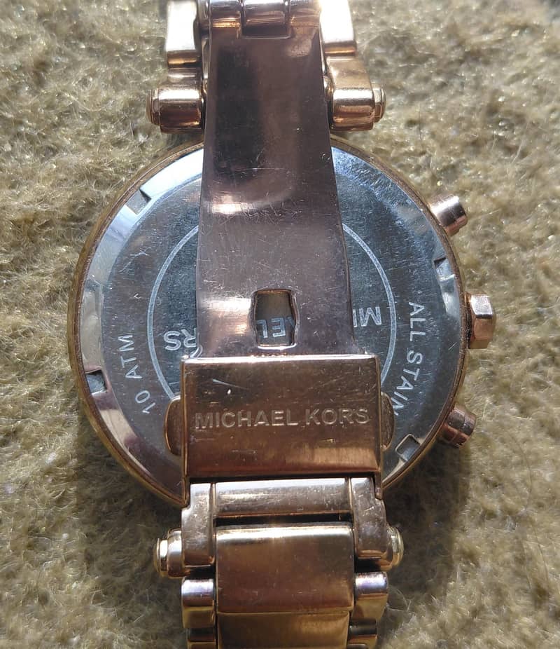 watch 3
