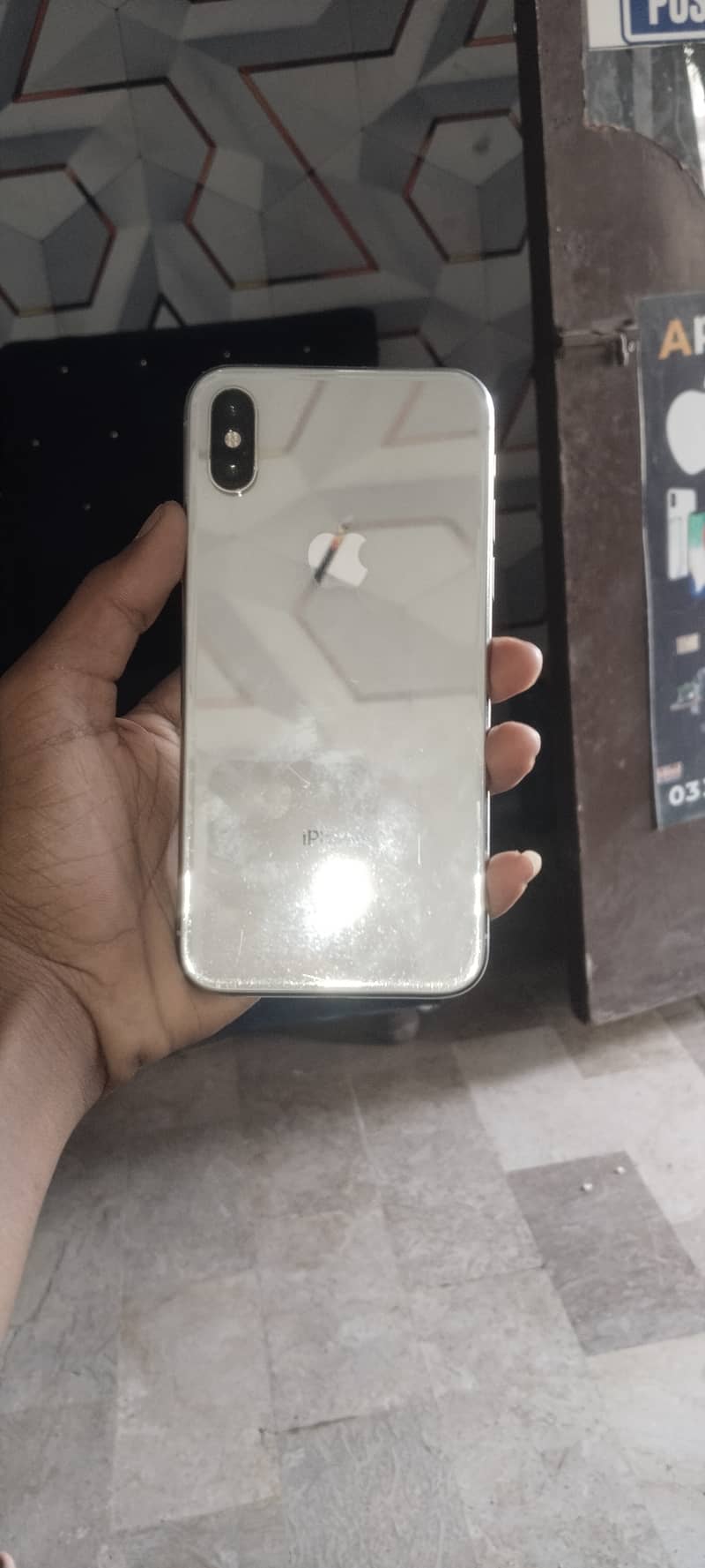 Apple iPhone X 3