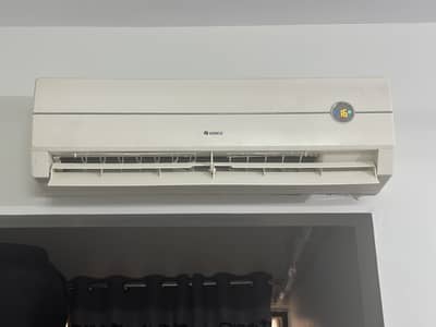 Gree AC 1.5 ton 10/10 condition non inverter