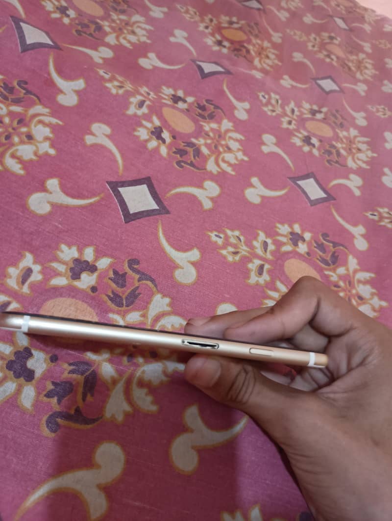 Apple iPhone 6 5