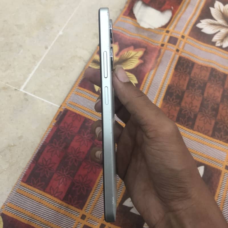 Realme Note 60x 3