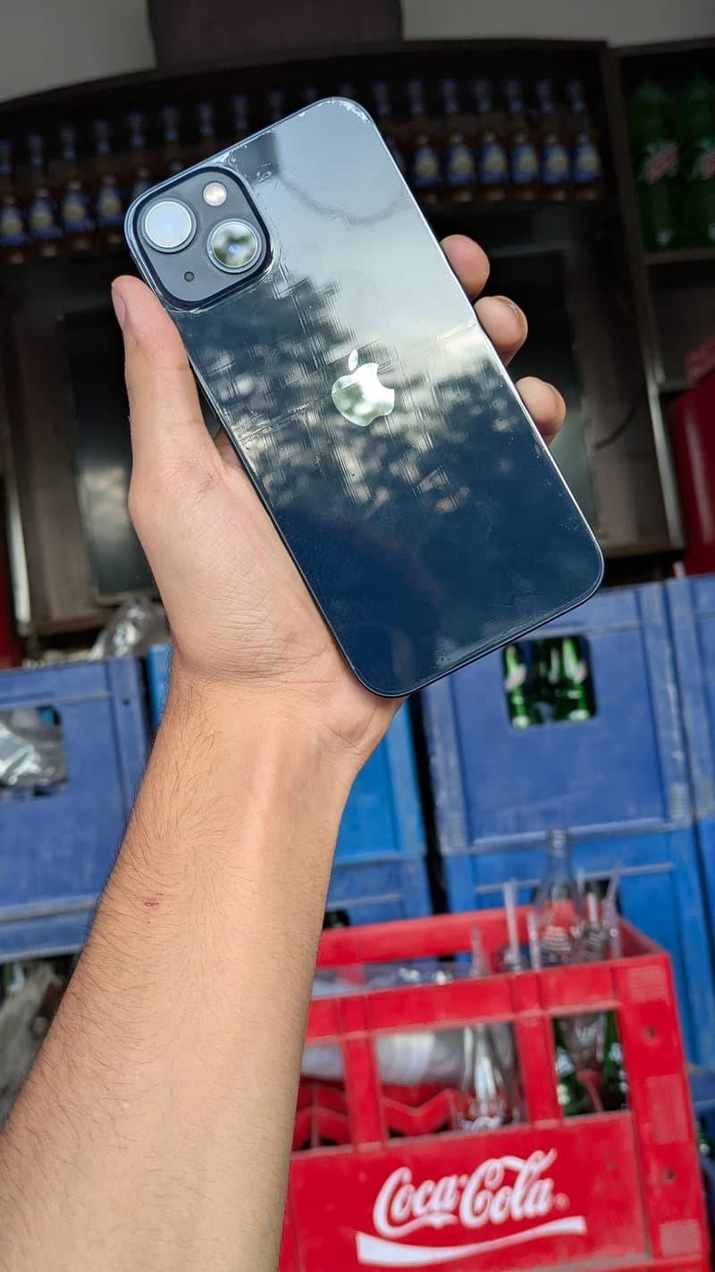 Apple iPhone 13 2
