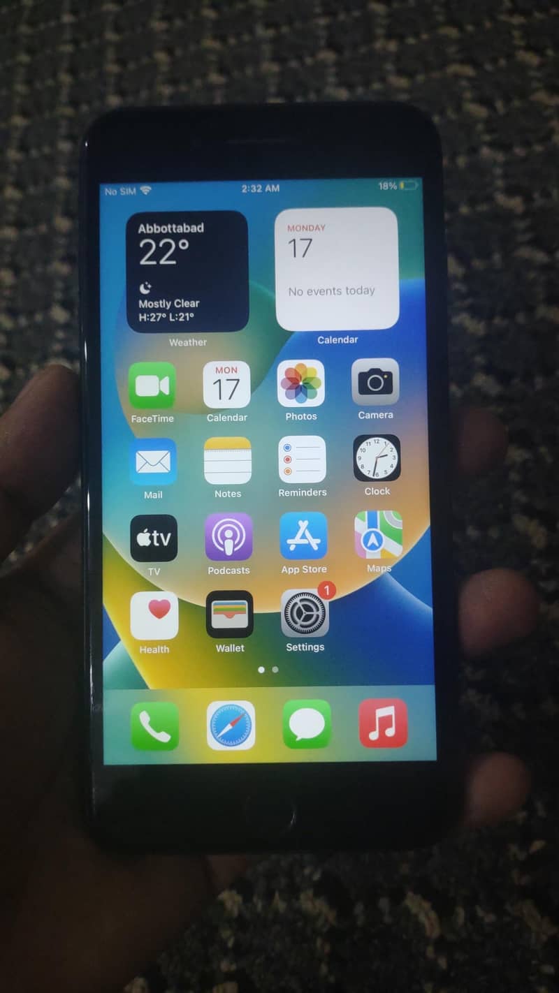Apple iPhone 8 Plus 3