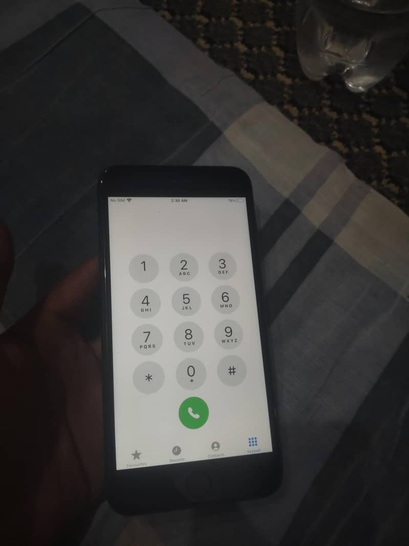 Apple iPhone 8 Plus 4