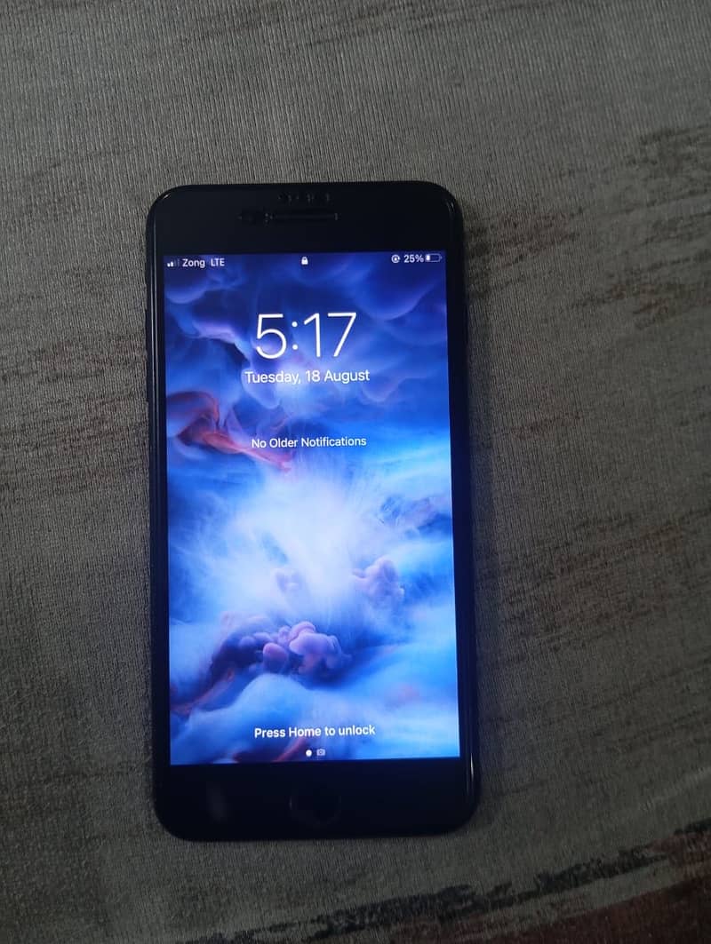 Apple iPhone 7 Plus 2