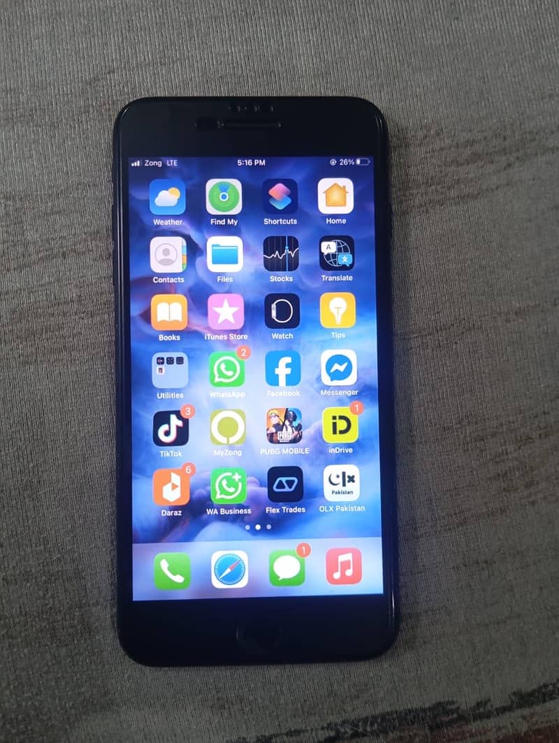 Apple iPhone 7 Plus 3
